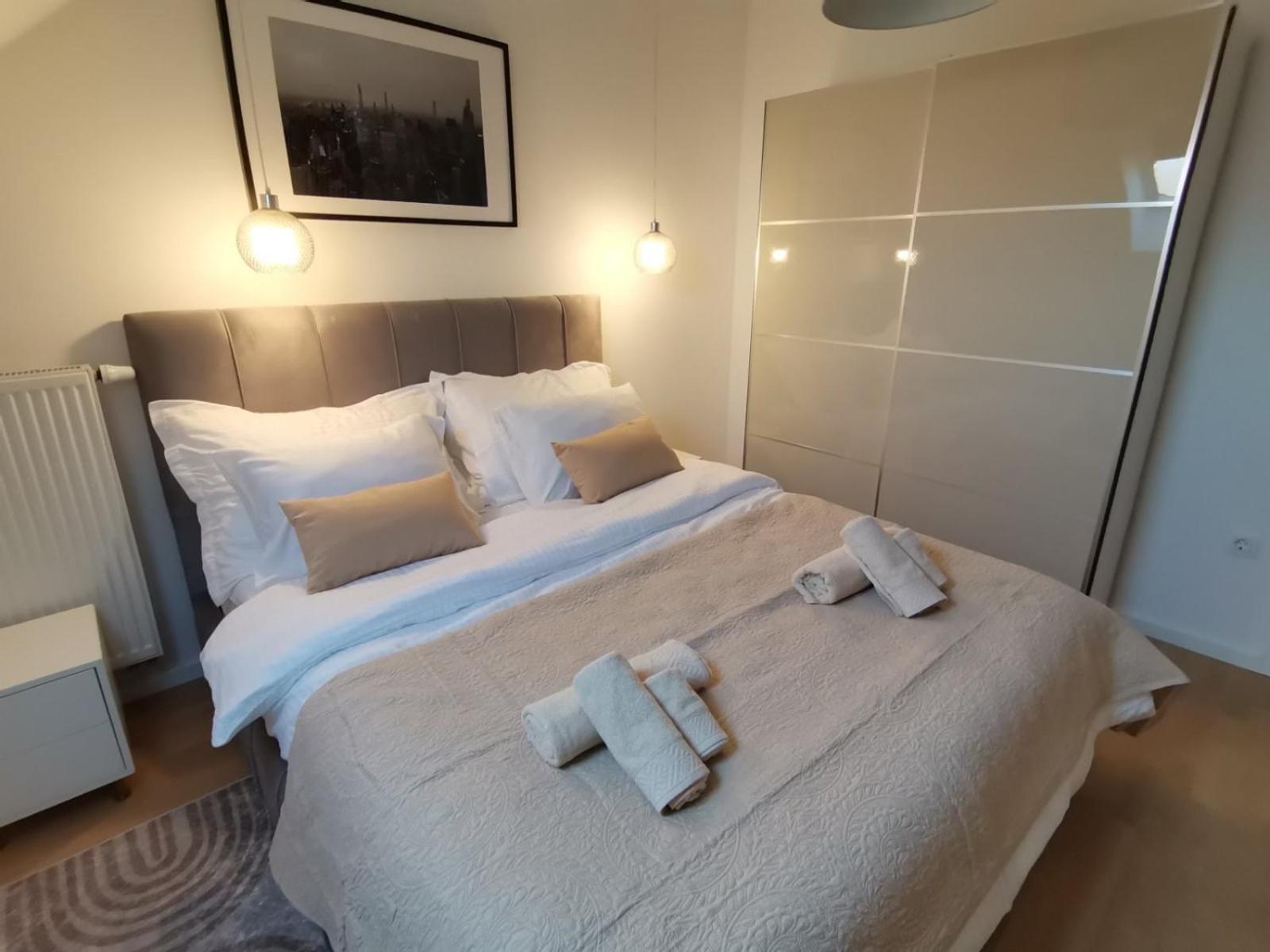 Apartman “Manhattan” Križevci エクステリア 写真
