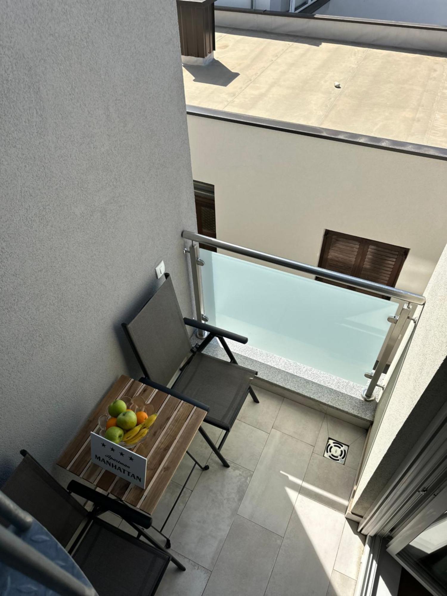 Apartman “Manhattan” Križevci エクステリア 写真